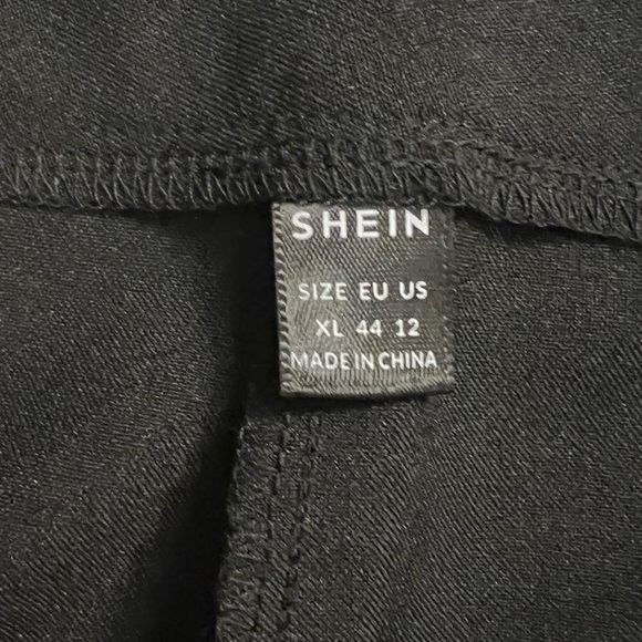 SHEIN - Black 🖤 High Waisted Pants with Buttons on Sides Size 12/XL - Picture 4 of 5